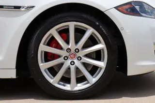 2019 Jaguar XJ R-Sport