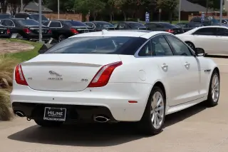 2019 Jaguar XJ R-Sport