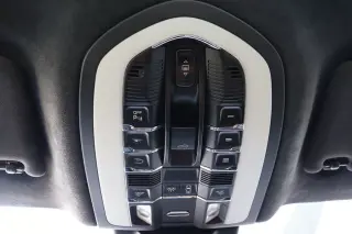 2017 Porsche Macan Turbo
