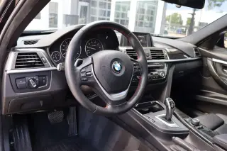 2018 BMW 3 Series 330i