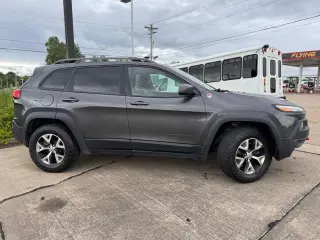 2016 Jeep Cherokee