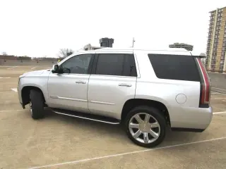2019 CADILLAC ESCALADE