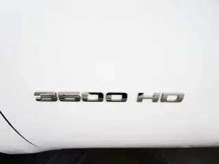 2011 CHEVROLET SILVERADO 3500 HD REGULAR CAB & CHASSIS