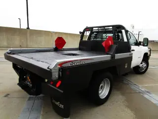 2011 CHEVROLET SILVERADO 3500 HD REGULAR CAB & CHASSIS
