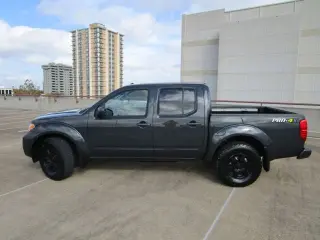 2013 NISSAN FRONTIER CREW CAB