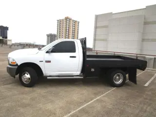 2011 RAM 3500 REGULAR CAB & CHASSIS