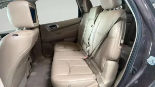 2015 Nissan Pathfinder Platinum 2WD