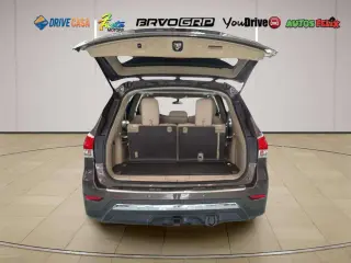2015 Nissan Pathfinder Platinum 2WD