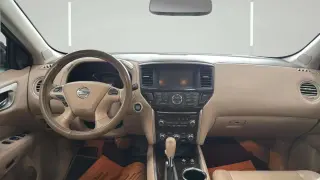 2015 Nissan Pathfinder Platinum 2WD