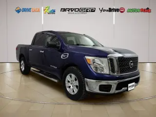 2017 Nissan TITAN SV