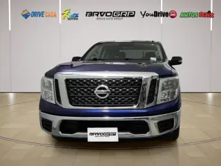 2017 Nissan TITAN SV