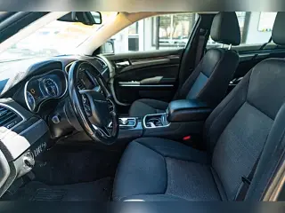 2018 Chrysler 300