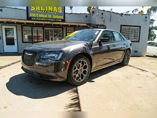 2018 Chrysler 300