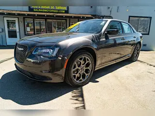 2018 Chrysler 300