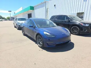 Tesla Model 3 2023 4dr Sedan
