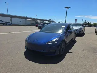 Tesla Model 3 2023 4dr Sedan