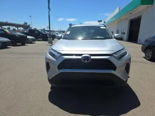 Toyota RAV4 Hybrid 2025 AWD XLE 4dr SUV
