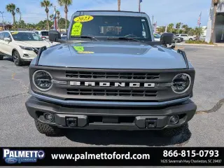 Ford Bronco 2023 4x4 Black Diamond 4dr SUV