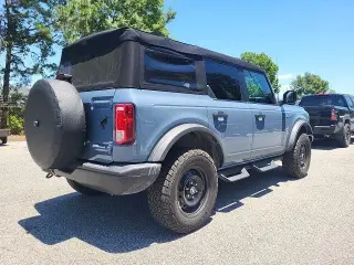 Ford Bronco 2023 4x4 Black Diamond 4dr SUV