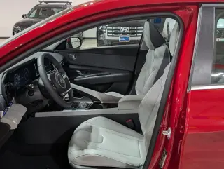 Hyundai ELANTRA Hybrid 2026 Limited 4dr Sedan