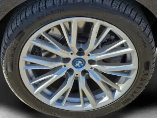 BMW 3 Series 2023 330e 4dr Sedan