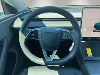 Tesla Model 3 2025 Long Range 4dr Fastback