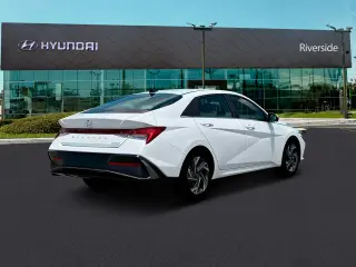 Hyundai ELANTRA 2024 Limited 4dr Sedan