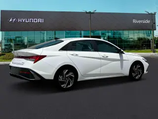 Hyundai ELANTRA 2024 Limited 4dr Sedan