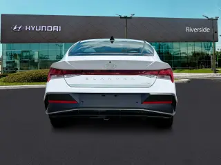 Hyundai ELANTRA 2024 Limited 4dr Sedan