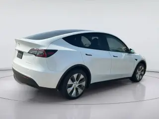 Tesla Model Y 2021 AWD Long Range 4dr Crossover