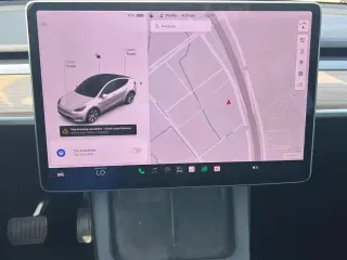 Tesla Model Y 2021 AWD Long Range 4dr Crossover