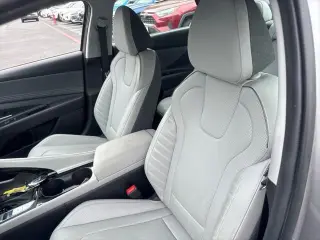 Hyundai ELANTRA 2025 Limited 4dr Sedan