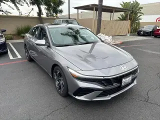 Hyundai ELANTRA 2025 Limited 4dr Sedan