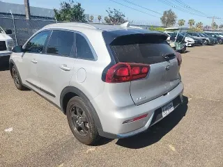 Kia Niro Plug-In Hybrid 2019 LX 4dr Crossover