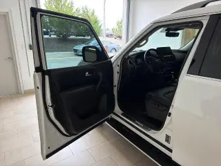 Nissan Armada 2021 4x4 Platinum 4dr SUV