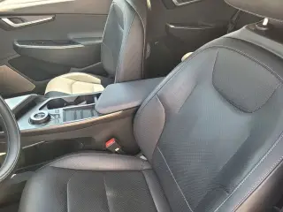 Kia EV6 2024 AWD Wind 4dr Crossover