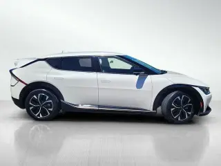 Kia EV6 2024 AWD Wind 4dr Crossover