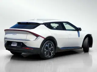 Kia EV6 2024 AWD Wind 4dr Crossover