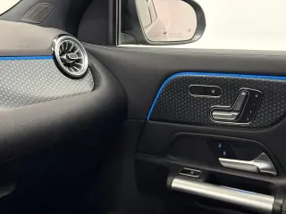 Mercedes-Benz GLA 2025 AWD GLA 250 4MATIC 4dr SUV