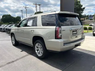 GMC Yukon 2017 4x2 Denali 4dr SUV
