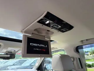 GMC Yukon 2017 4x2 Denali 4dr SUV