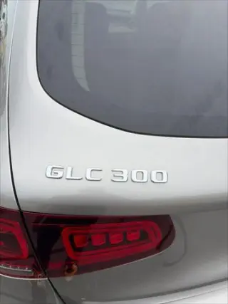 Mercedes-Benz GLC 2022 AWD GLC 300 4MATIC 4dr SUV