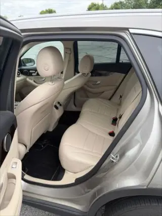 Mercedes-Benz GLC 2022 AWD GLC 300 4MATIC 4dr SUV