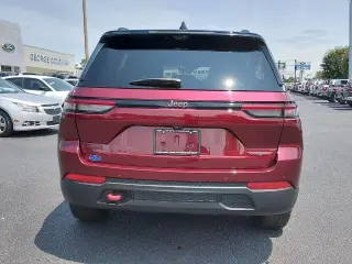 Jeep Grand Cherokee 2022 4x4 Trailhawk 4dr SUV (midyear release)