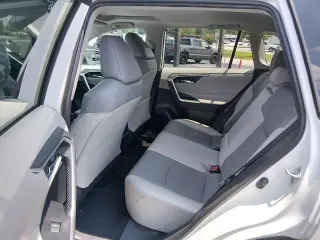 Toyota RAV4 2019 XLE Premium 4dr SUV