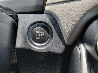 Toyota RAV4 2019 XLE Premium 4dr SUV