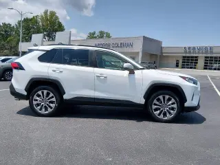 Toyota RAV4 2019 XLE Premium 4dr SUV