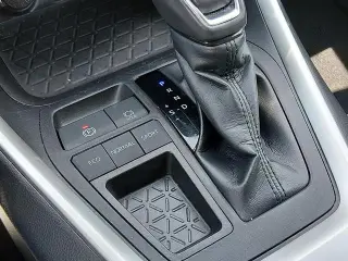 Toyota RAV4 2019 XLE Premium 4dr SUV