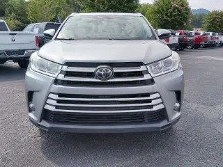 Toyota Highlander 2019 SE 4dr SUV