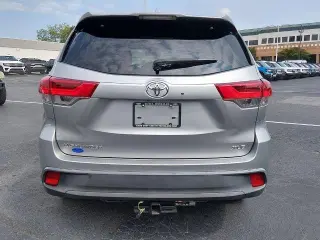 Toyota Highlander 2019 SE 4dr SUV